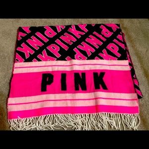 VS Pink blanket